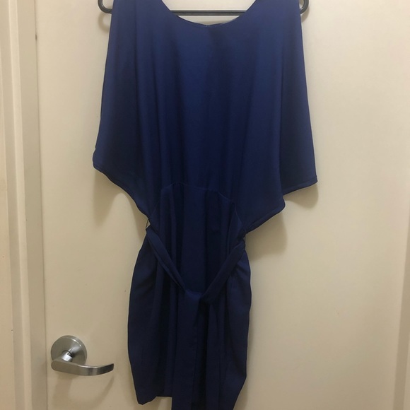 Clothes - Picture 7 of 16